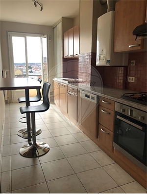 t2 à la vente -   03200  VICHY, surface 52 m2 vente t2 - UBI480077069